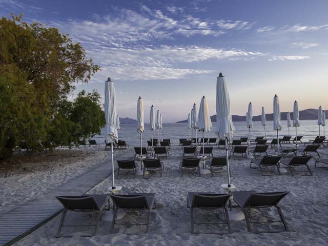 Caravia Beach Hotel - 