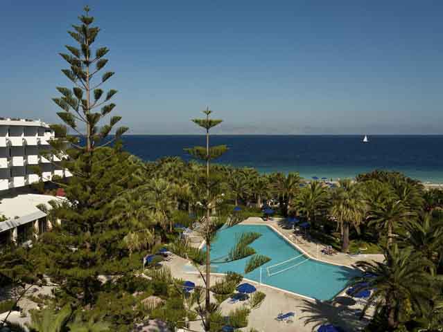 Blue Horizon Palm Beach Hotel And Bungalows - 
