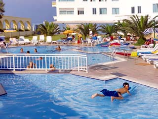 Cactus Hotel - Swimming Pool