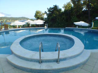 Magic Hotel - Swimming Pool