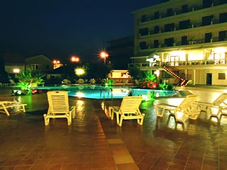 Orfeas Hotel - Swimming Pool at night