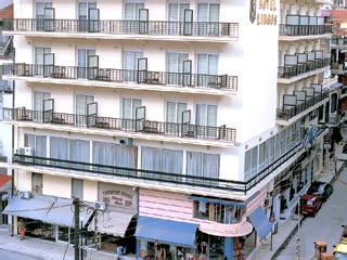 Lingos Hotel - Exterior View