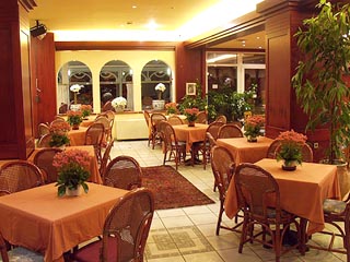 Platon Beach Hotel - Restaurant