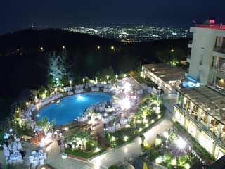 Philippion Hotel - Swimming Pool at night