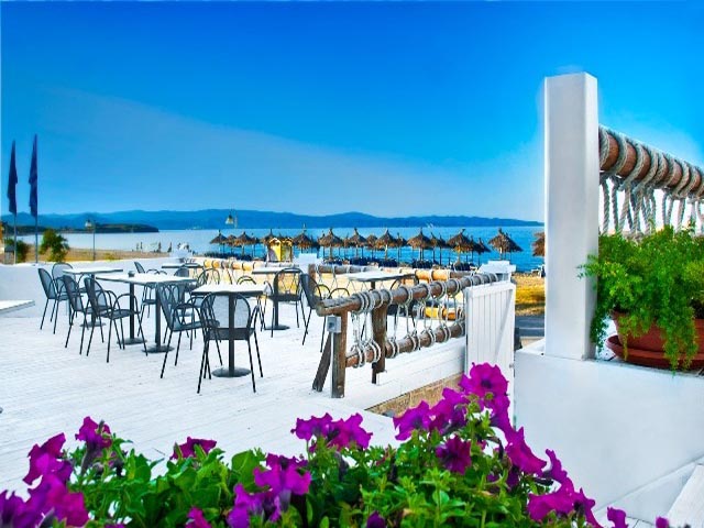 Antigoni Beach Hotel - 