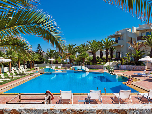 Santa Marina Beach Hotel - 