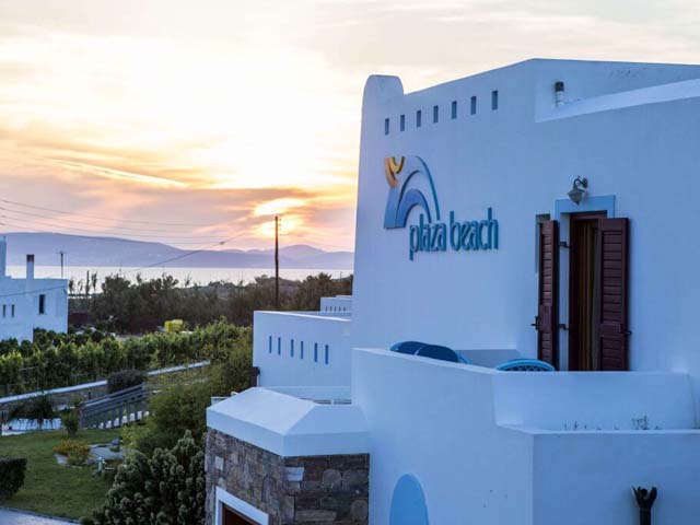 Plaza Beach Hotel - 