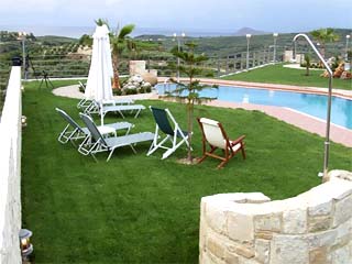 Athina Luxury Villas - Swimming Pool