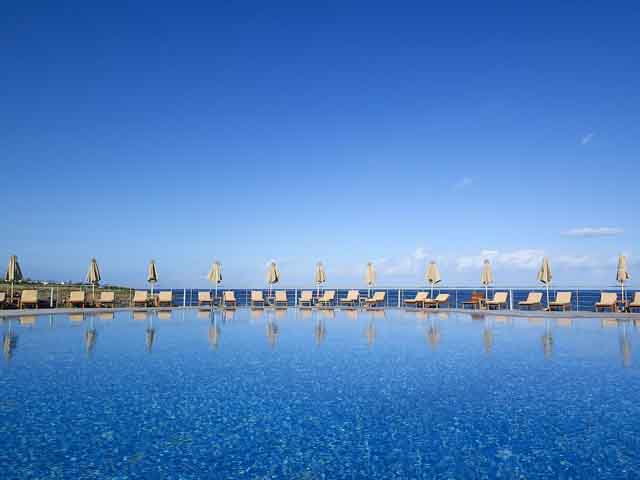 Royal Blue Resort & Spa - 