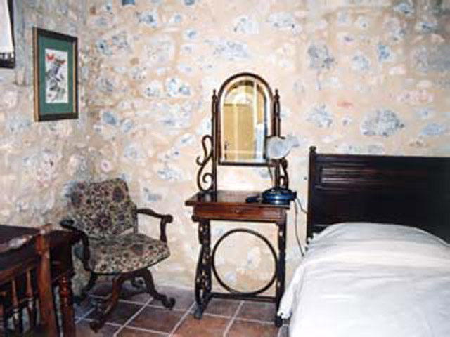Pasiphae Dorovinis Country Houses - Bedroom