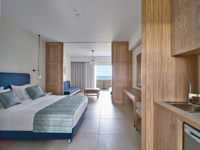 Silver Beach Hotel Apartments - 