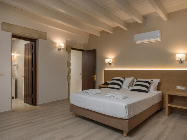 Spilia Village Luxury Traditional Hotel - 