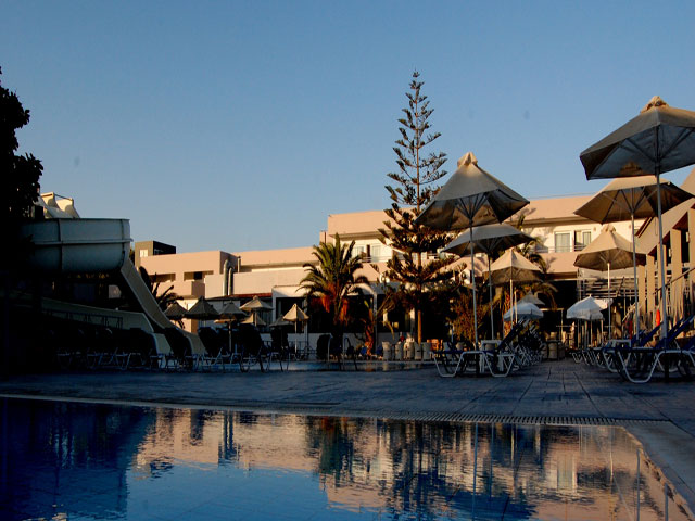 Asteras Resort - 