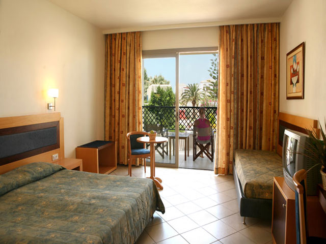 Kosta Mare Palace Resort & Spa - 