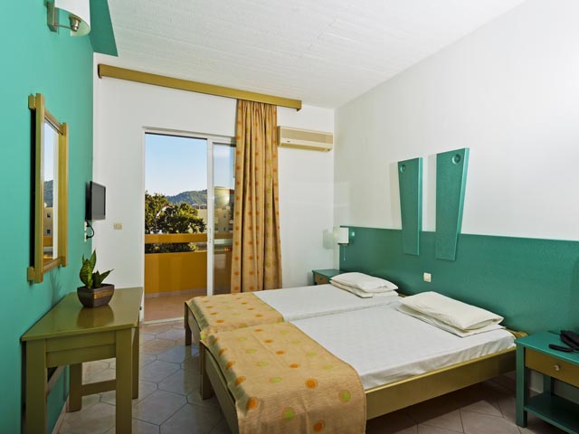 Trianta Hotel Apartments - 