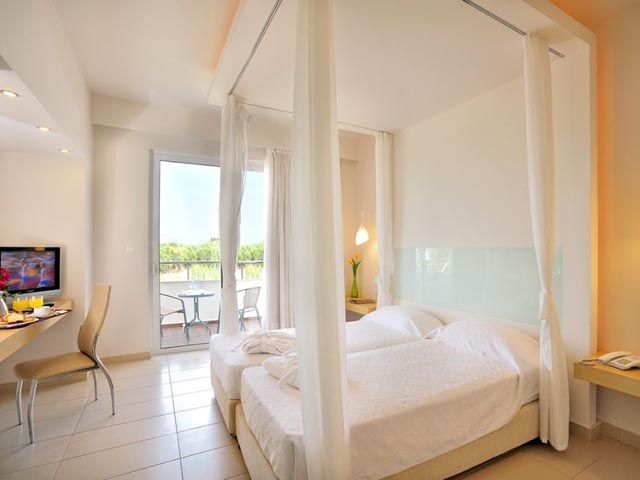 Afandou Bay Resort Suites - 