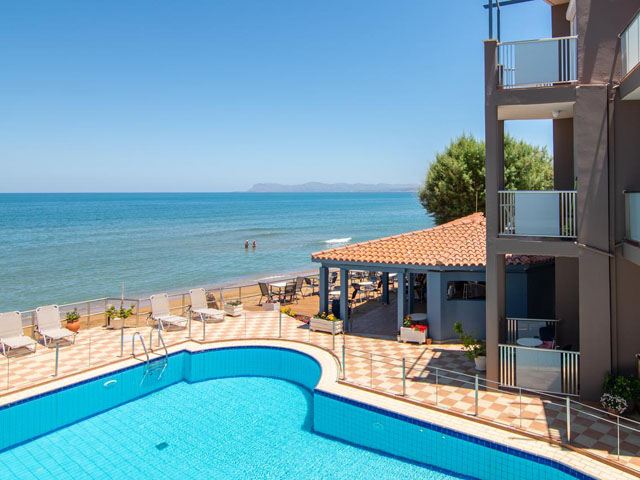Girogiali Beach Hotel - 