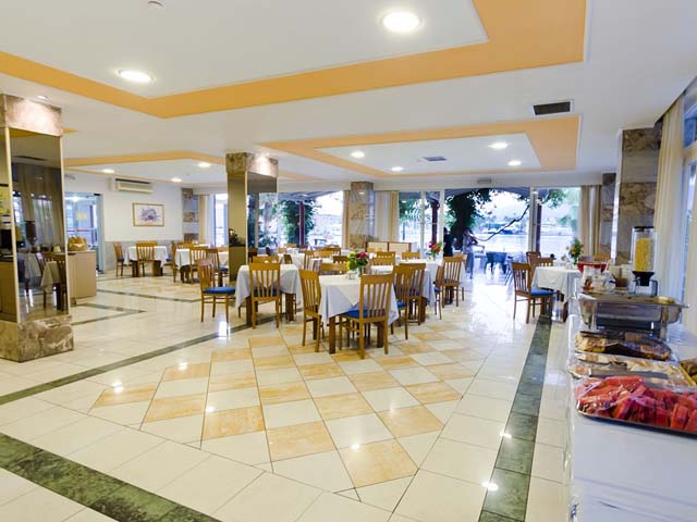 Kosta Palace Hotel - 