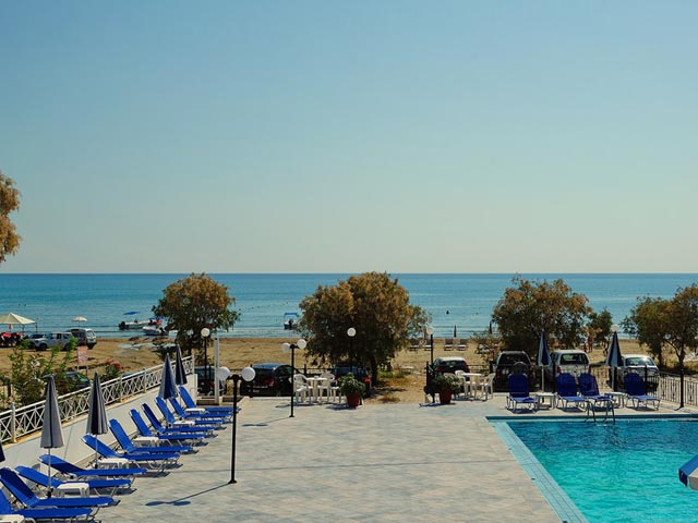 Andreolas Beach Hotel - 
