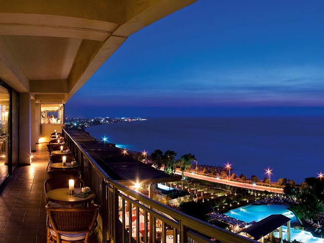 Amathus Beach Hotel - 