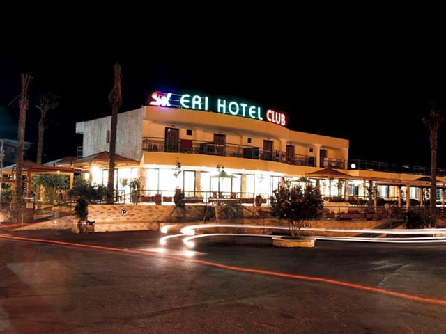 Eri Beach Hotel - 