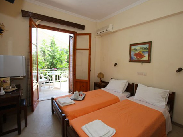 Oasis Hotel Corfu - 