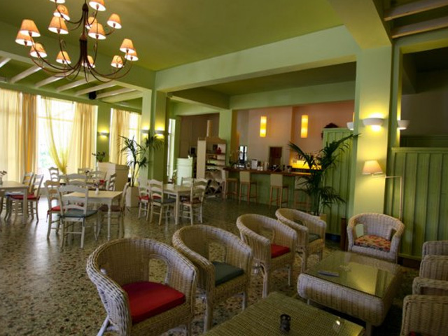 Oasis Hotel Corfu - 