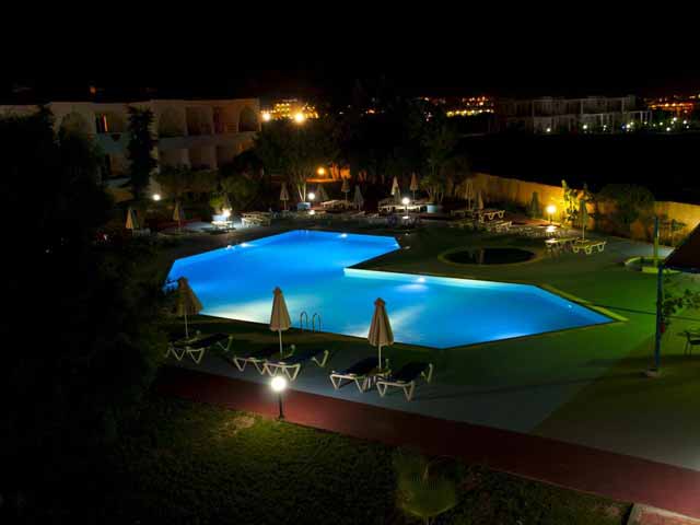 Lardos Bay Hotel - 