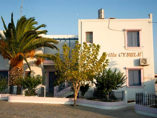 Cybele Suites & Apartments - 