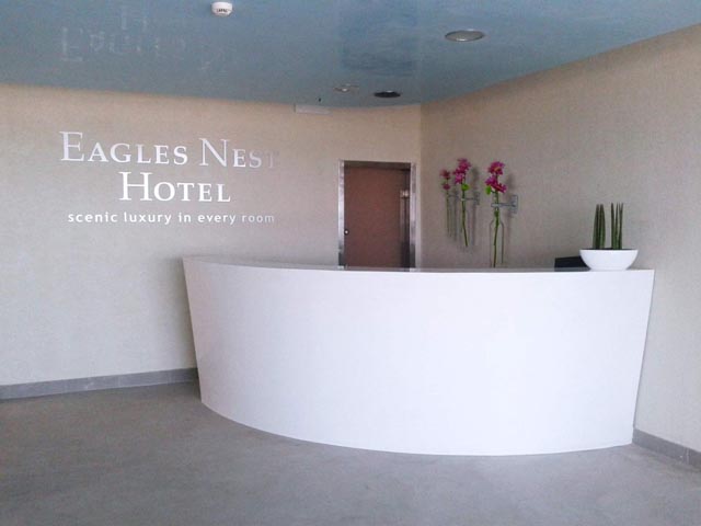 Eagles Nest Hotel - 