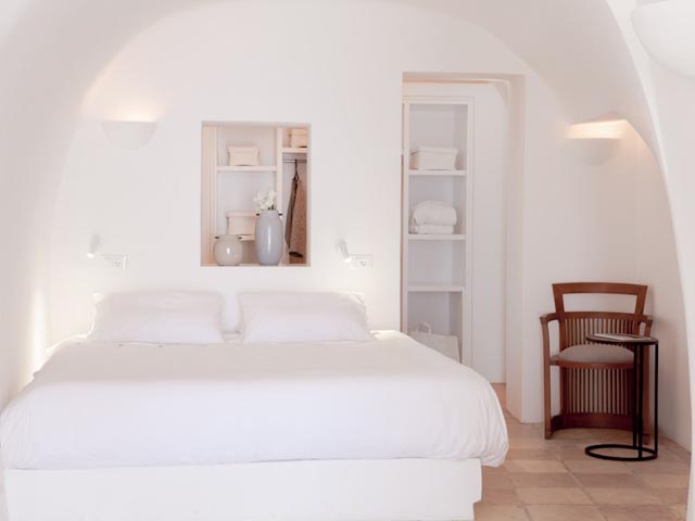 The Vasilicos Santorini (Caldera Heritage Suites) - 