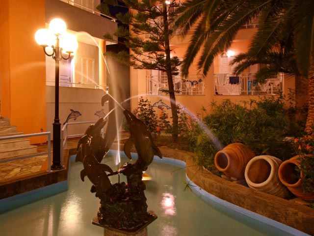 Dolphin Hotel Skopelos - 