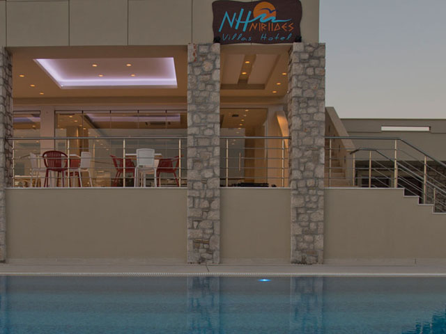 Niriides Luxury Villas - 