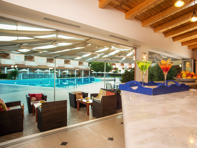 Zephyros Eco Resort Hotel - 