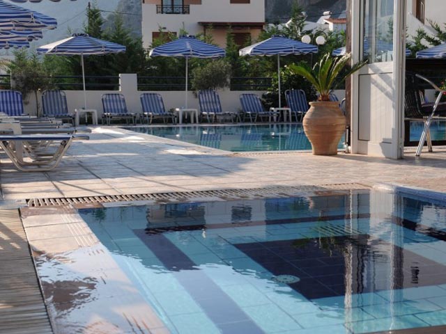 Chrysanthi Hotel Apartments - 