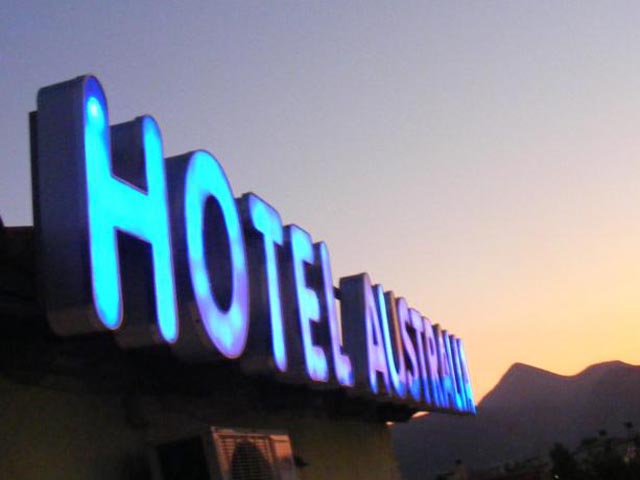 Australia Hotel - 