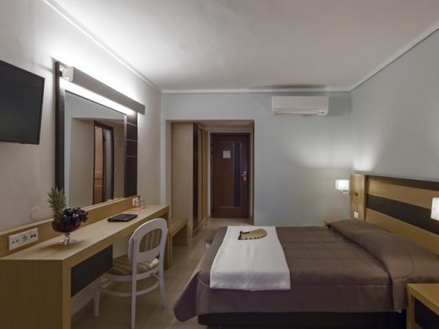 Lagomandra Hotel and SPA - 