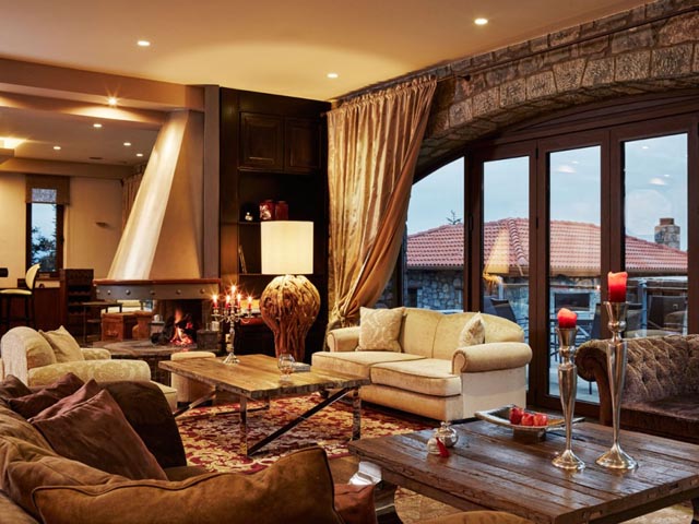 Nefeles Luxury Residences and Lounge - 
