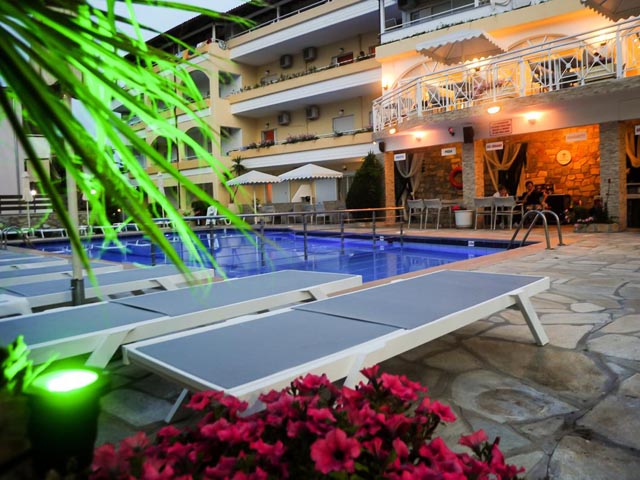 Tropical Hotel - 