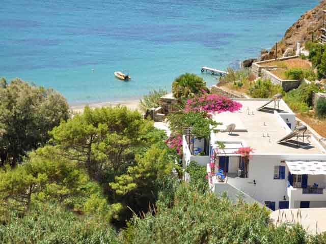 Levrossos Beach Apartments - 