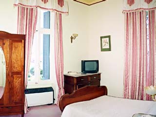 Loriet Hotel - The old Mansion House - Room