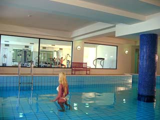Grand Hotel Holiday Resort - Indoor Heated Swimming Pool