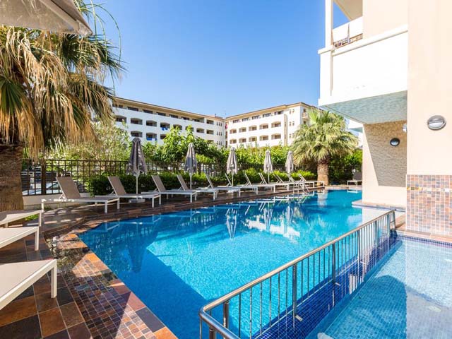 Theartemis Palace Hotel - 