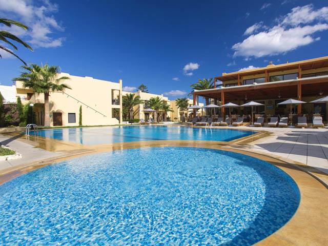 Atlantis Beach Hotel - 