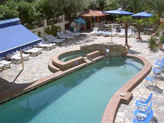 Paradise Bay Hotel - Swimming Pool