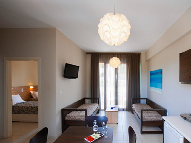 La Stella Hotel Apartments & Suites - 