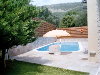 Villada Villa - Swimming Pool