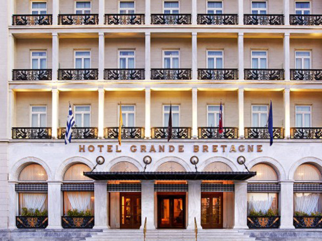 Grande Bretagne Hotel - Grande Bretagne Hotel Entrance