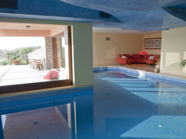 Faros Villa - Indoor Swimming Pool
