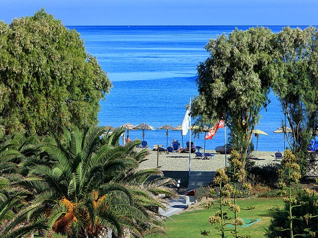 Santa Marina Beach Resort - 